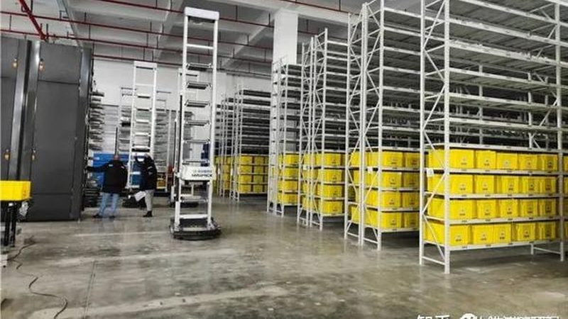 穿梭车货架：材质、规格与型号解析
