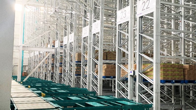 防静电塑料托盘：揭秘其应用与选购要点